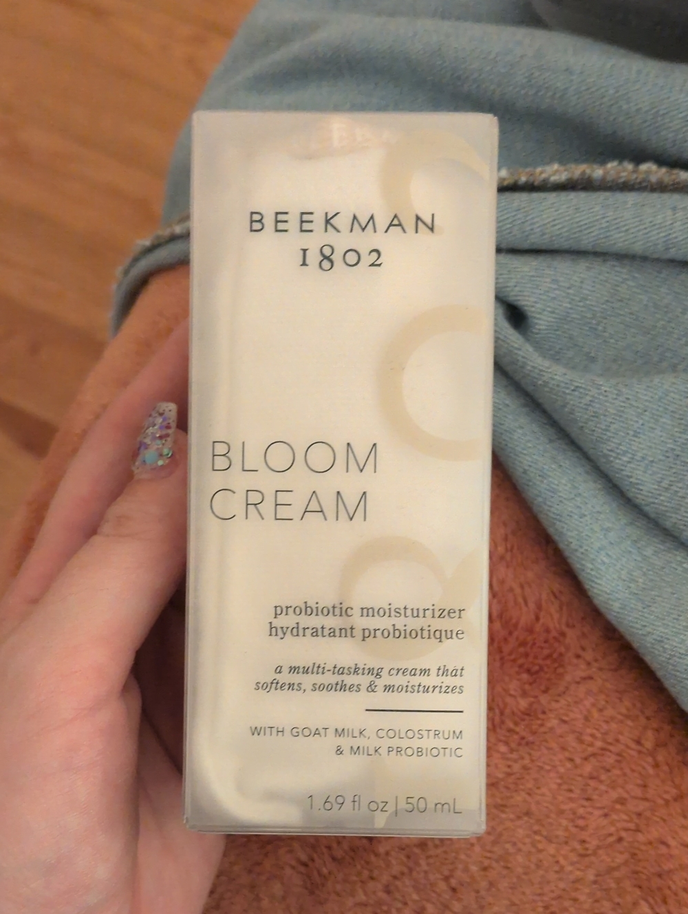 Beekman 1802 Bloom Cream - Cream, Gold Accents